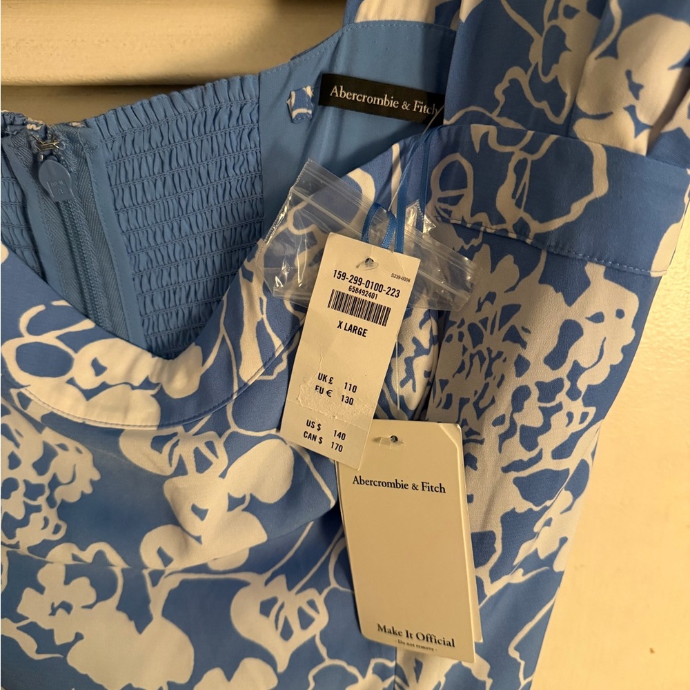 Abercrombie & Fitch Blue and White Floral Midi Dress - Picture 5 of 7